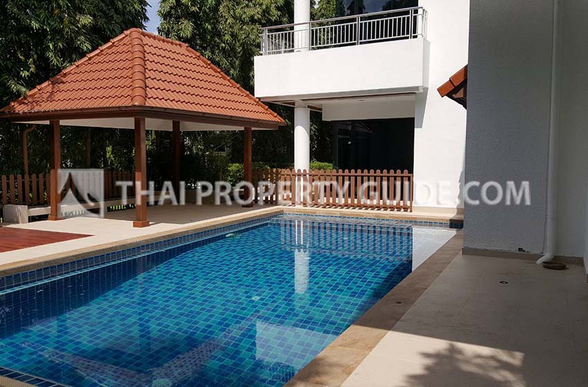 House with Private Pool for rent in Nichada Thani